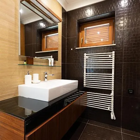 Cozy Daire *